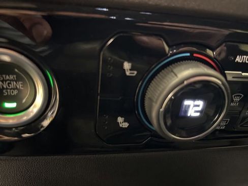 Used 2023 Chevrolet Silverado 1500 RST image 30