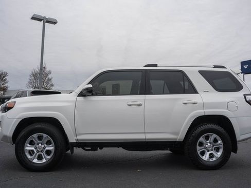 Used 2019 Toyota 4Runner SR5 image 4