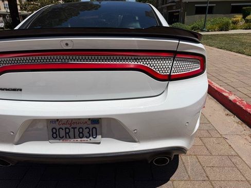 Used 2018 Dodge Charger R/T RWD image 26