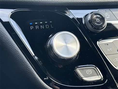 New 2026 Chrysler Pacifica Select image 10