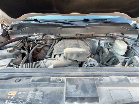 Used 2017 Chevrolet Silverado 2500 LT AWD/4WD image 30