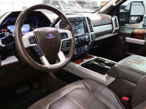 Used 2017 Ford F250 King Ranch w/ King Ranch Ultimate Package AWD/4WD image 40