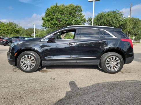 Used 2017 Cadillac XT5 Luxury w/ Driver Awareness Package FWD image 8