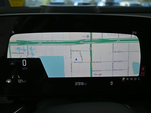 Used 2025 Chevrolet Tahoe LT image 16