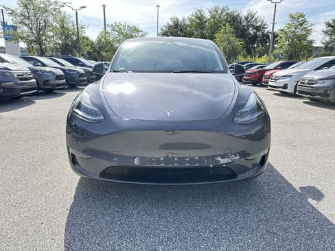 Used 2023 Tesla Model Y Long Range AWD/4WD image 9