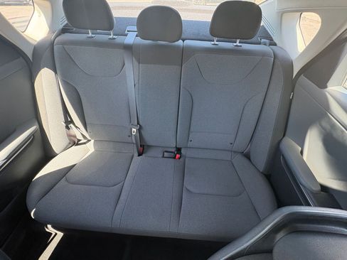 Used 2025 Kia K4 FWD image 37