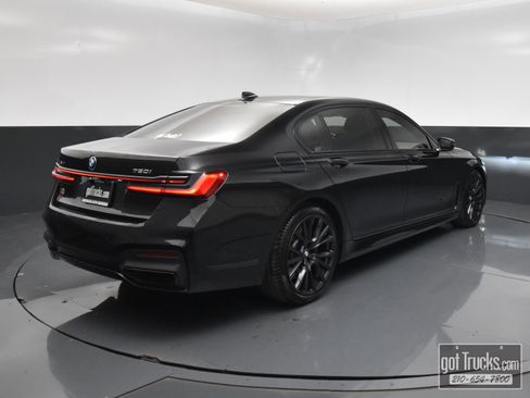 Used 2022 BMW 750i xDrive w/ Luxury Rear Seating Package AWD/4WD image 48