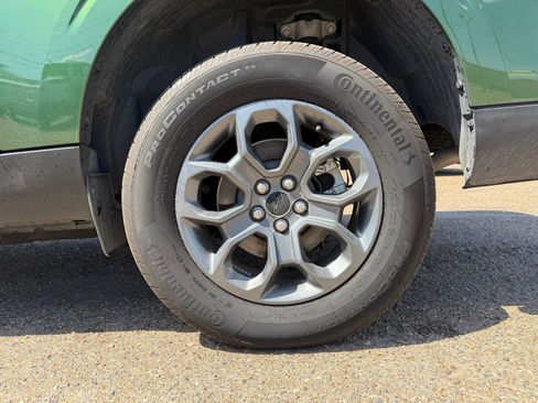 Used 2025 Ford Maverick XLT w/ Equipment Group 302A AWD/4WD image 15
