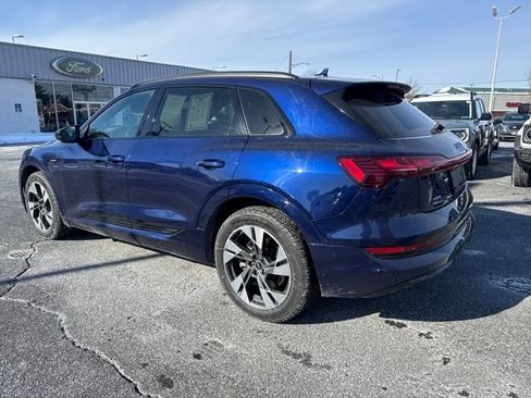 Used 2022 Audi e-tron Premium image 3