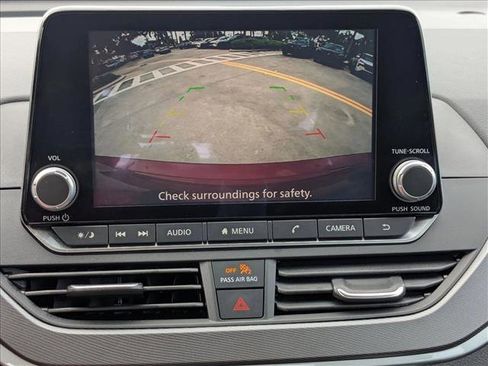 Certified 2025 Nissan Altima 2.5 SR AWD/4WD image 13