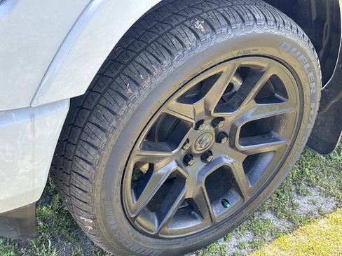 Used 2021 RAM 1500 Laramie image 6