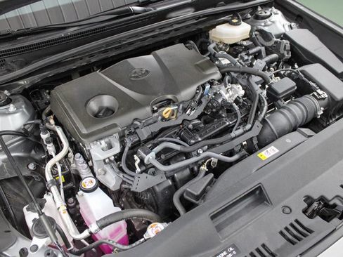 Used 2025 Toyota Camry SE w/ Multimedia Upgrade Package FWD image 40