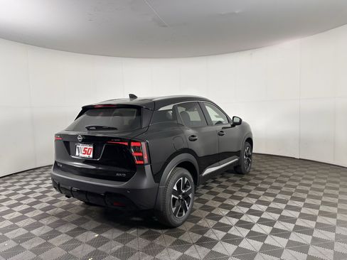 Used 2026 Nissan Kicks SV w/ Cold Weather Package AWD/4WD image 38