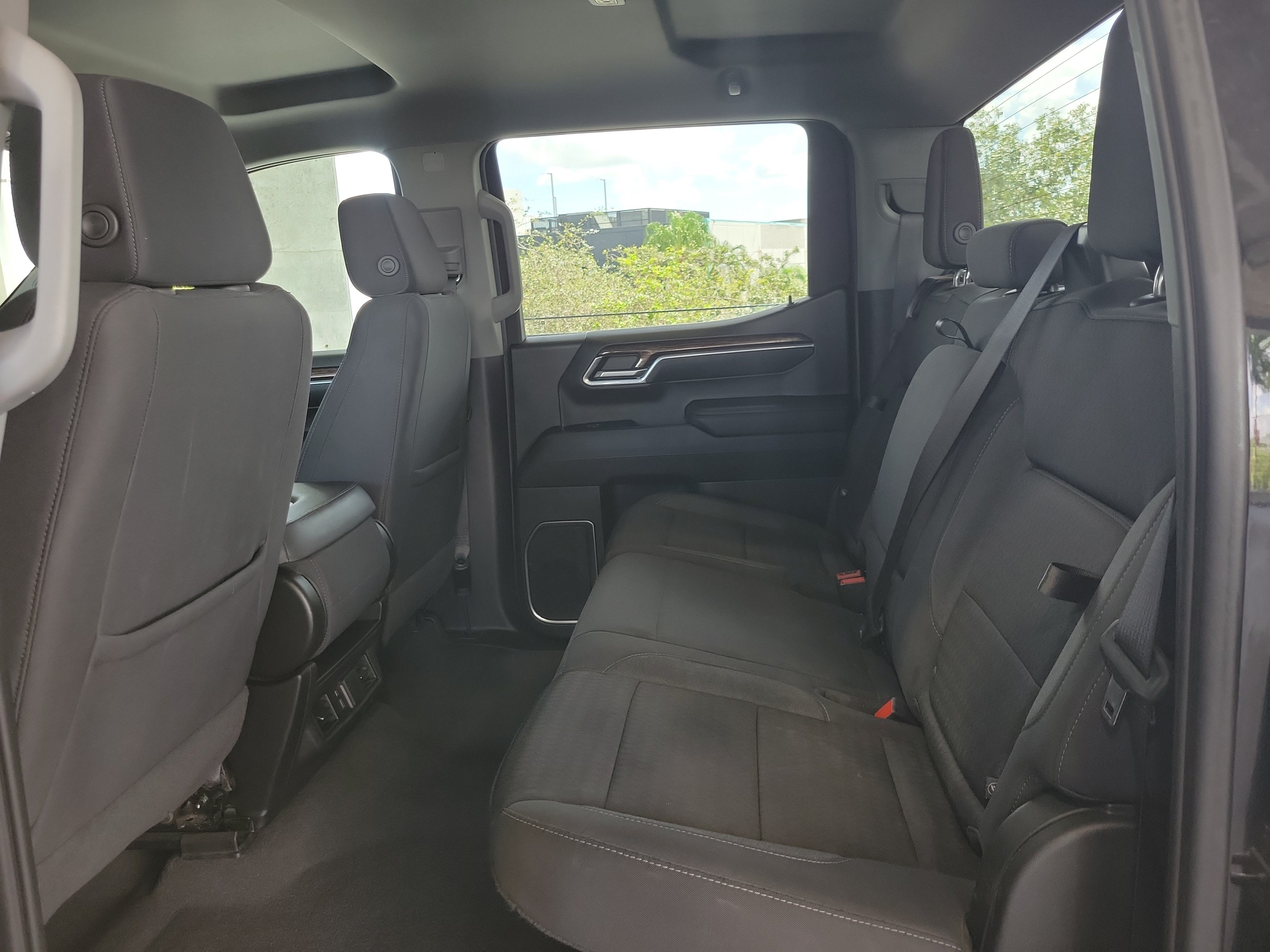 Used 2023 GMC Sierra 1500 Elevation RWD image 8