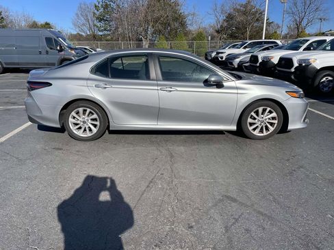Used 2023 Toyota Camry LE image 12