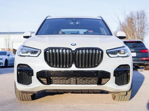 Used 2023 BMW X5 xDrive45e w/ M Sport Package image 12