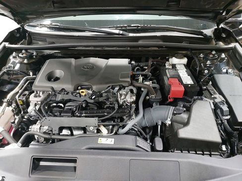 Used 2023 Toyota Camry LE image 29