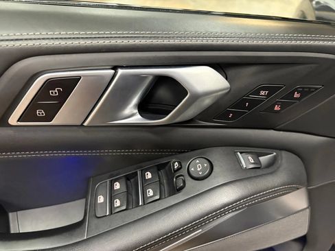 Used 2020 BMW X5 M50i w/ Executive Package AWD/4WD image 33
