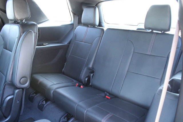 Used 2022 Chevrolet Traverse RS AWD/4WD image 41