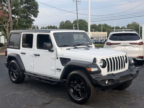 Used 2019 Jeep Wrangler Unlimited Sport AWD/4WD image 8