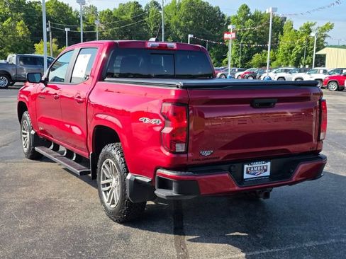 Used 2024 Chevrolet Colorado LT w/ LT Convenience Package II AWD/4WD image 15