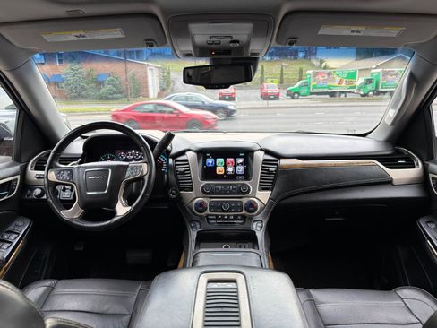 Used 2017 GMC Yukon Denali w/ Open Road Package AWD/4WD image 20