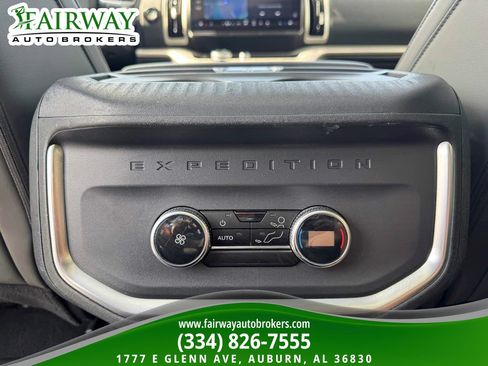 Used 2025 Ford Expedition Active image 27