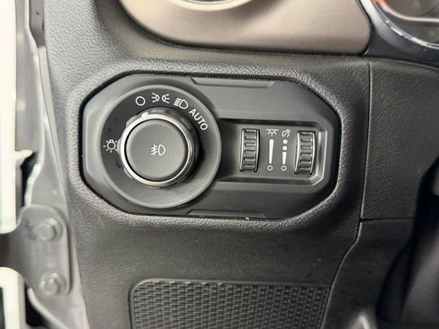 Used 2021 Jeep Wrangler Unlimited Sport AWD/4WD image 43