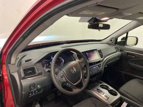 Used 2023 Honda Ridgeline Sport image 7