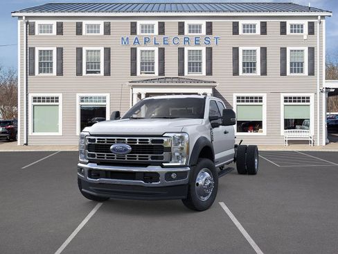 New 2026 Ford F550 4x4 Supercab Super Duty image 2