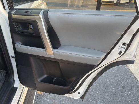 Used 2011 Toyota 4Runner 2WD image 15