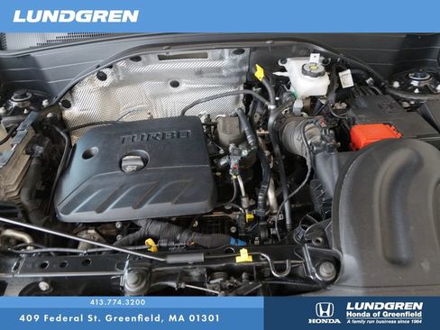 Used 2025 Chevrolet TrailBlazer LT AWD/4WD image 32