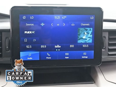 Used 2024 Ford Explorer XLT image 12