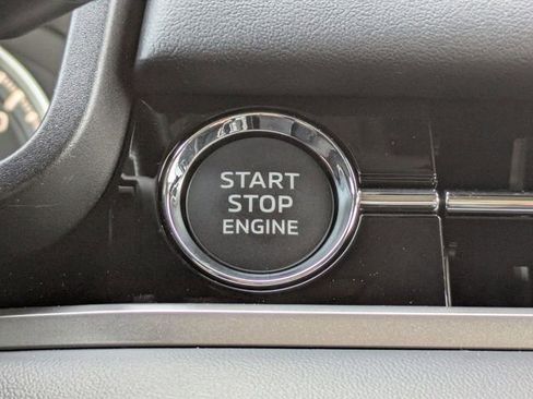 New 2026 Mitsubishi Outlander ES image 31