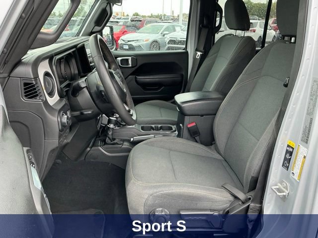 Used 2024 Jeep Wrangler Unlimited Sport AWD/4WD image 17