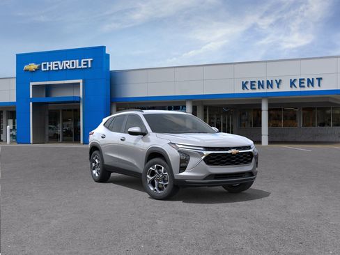 New 2026 Chevrolet Trax LT FWD image 1