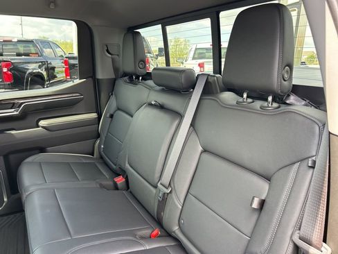Used 2023 Chevrolet Silverado 1500 LTZ w/ Technology Package AWD/4WD image 44