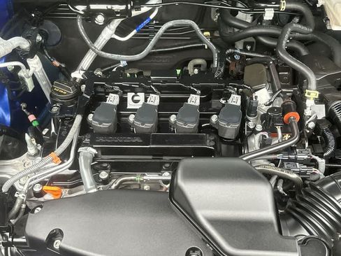 Used 2024 Honda CR-V LX image 19