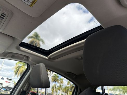 Certified 2022 Honda HR-V EX image 24