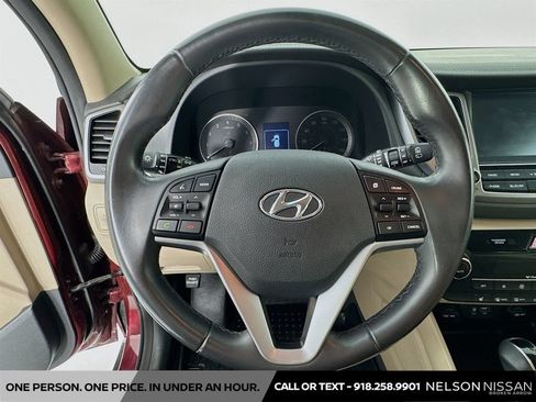 Used 2016 Hyundai Tucson Limited FWD image 11