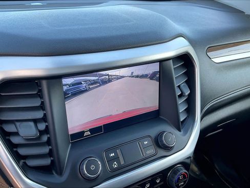 Used 2023 GMC Acadia SLE w/ Driver Convenience Package image 25