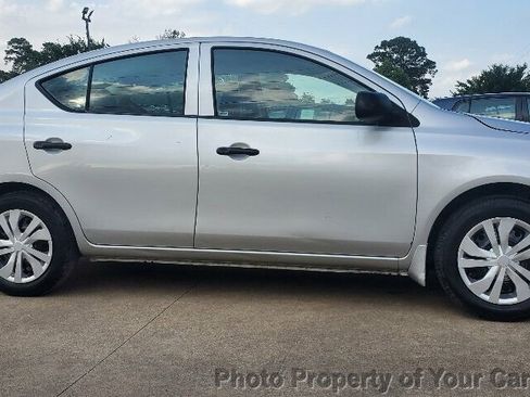 Used 2014 Nissan Versa S Plus image 8