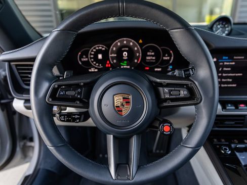 Certified 2025 Porsche 911 Targa 4 GTS AWD/4WD image 38