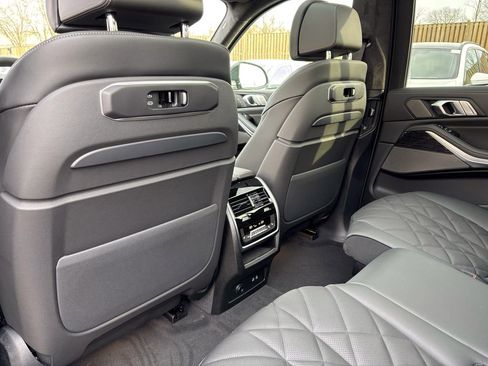 New 2026 BMW X7 xDrive40i AWD/4WD image 33