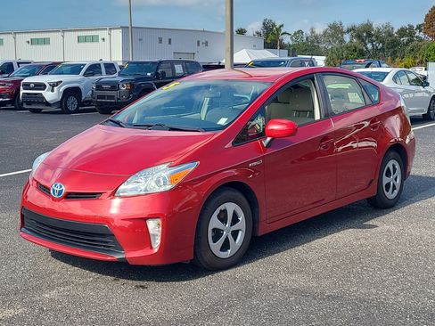 Used 2015 Toyota Prius Four image 3
