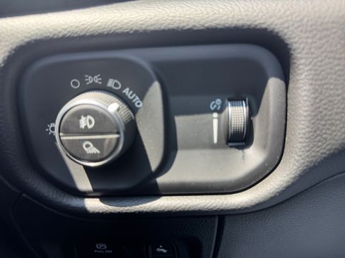 New 2026 RAM 1500 Big Horn AWD/4WD image 28