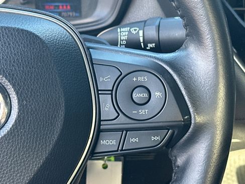 Used 2022 Toyota Corolla SE image 25