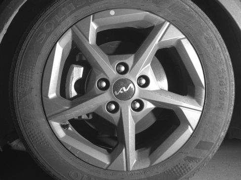 Used 2025 Kia K4 FWD image 12