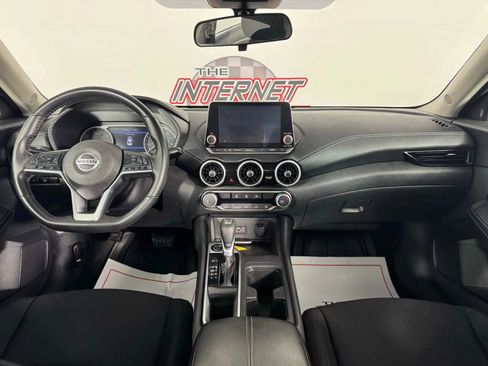 Used 2023 Nissan Sentra SV image 11