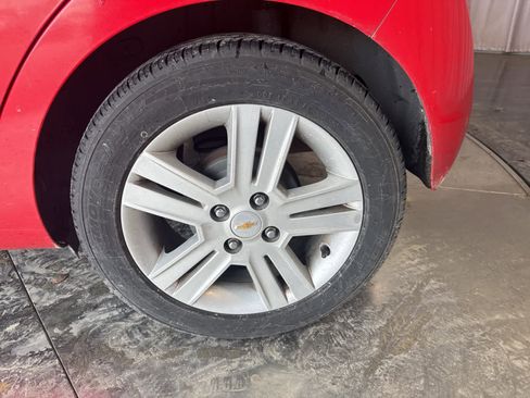 Used 2015 Chevrolet Spark LT image 9